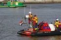 persoon te water brug merwede DDT 9-2-10 (7)